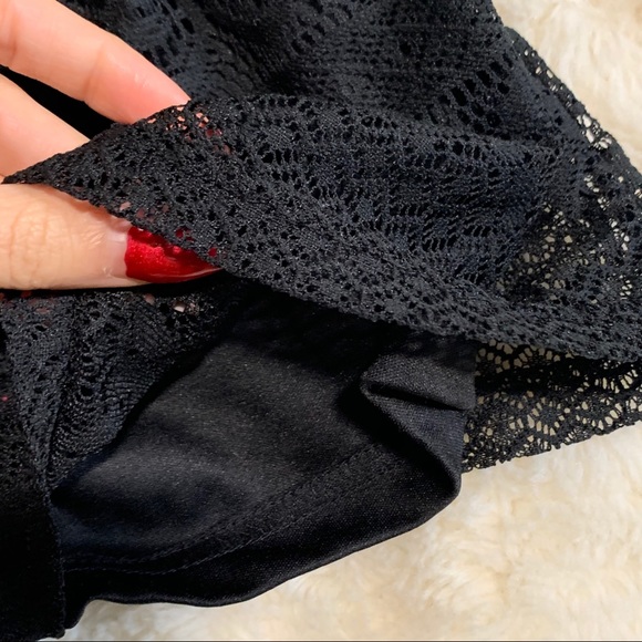 3/$30 Magazine black lace romper - Picture 5 of 8